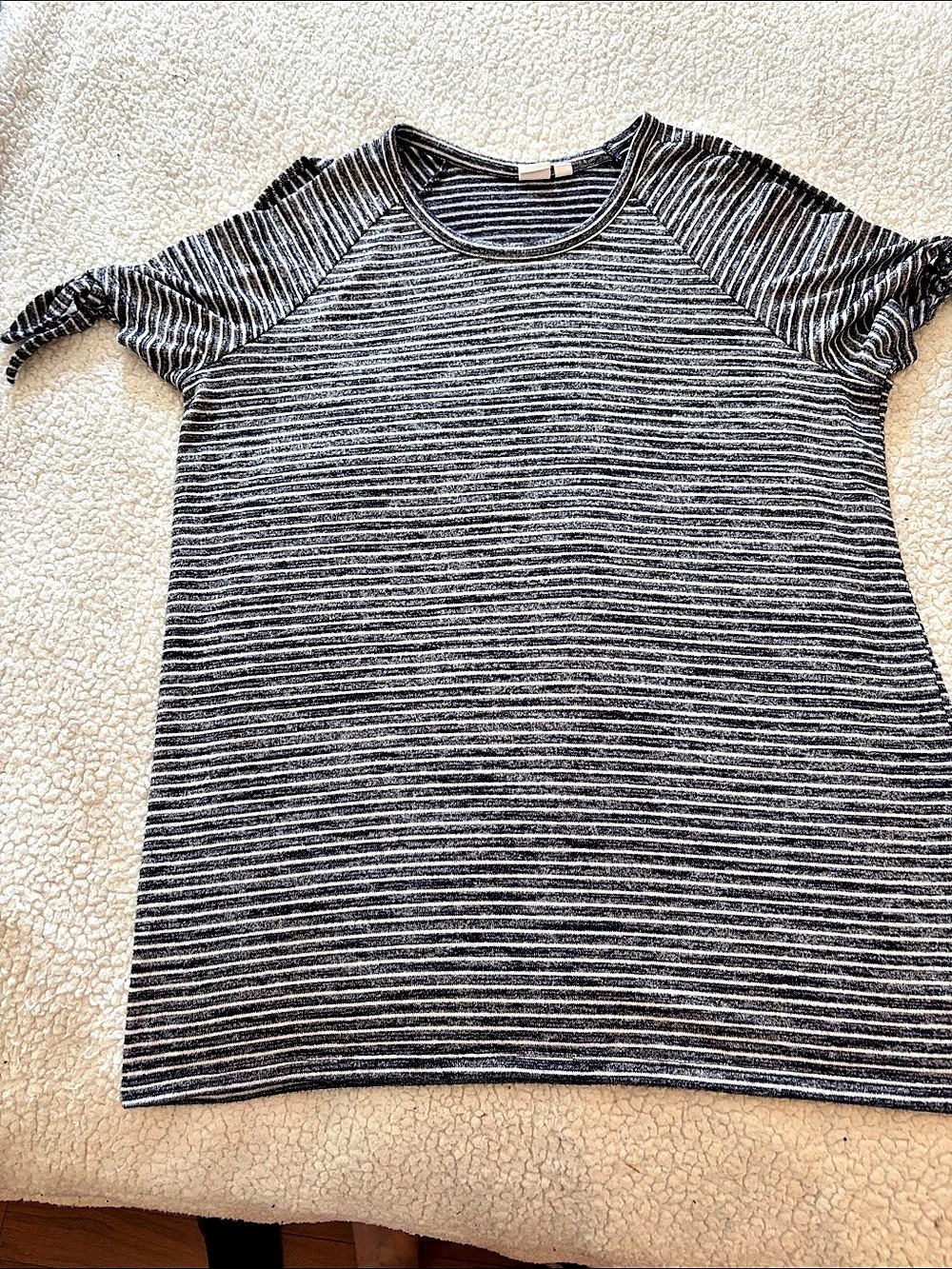 Gap Striped Short Sleeve Top in Black & White Like New Women’s Large Tall